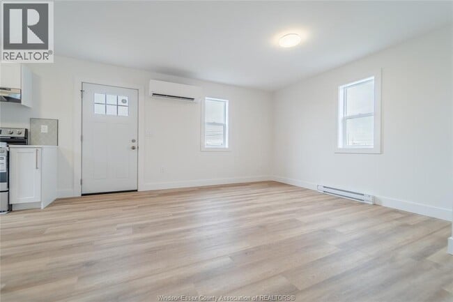 Building Photo - 932 Oak Ave