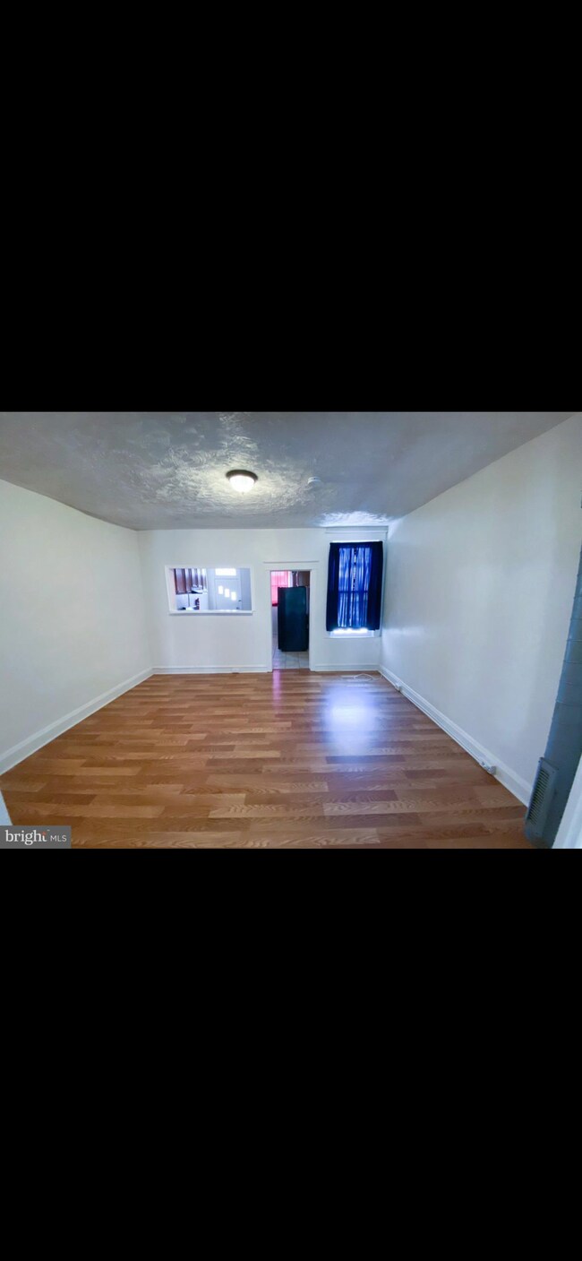 Building Photo - 1208 N Ellwood Ave