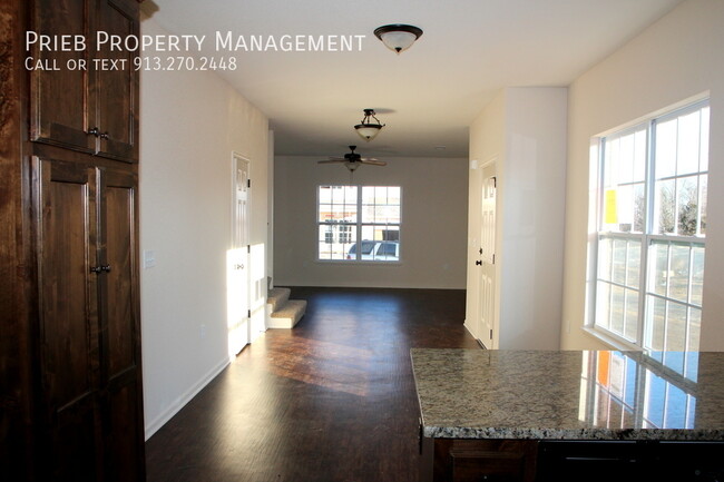 Foto del edificio - Parkview Townhome - Available April 25th