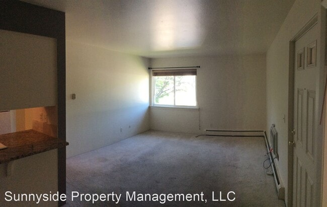 Building Photo - 1 br, 1 bath House - 4955 Moorhead Ave., # 13