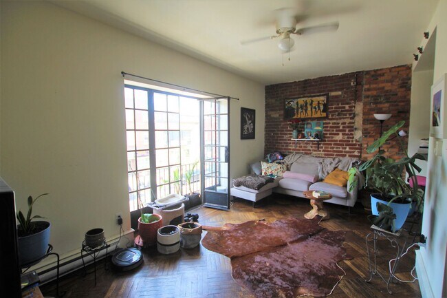 Foto del edificio - Newly renovated one bedroom unit in a great location in Brewerytown