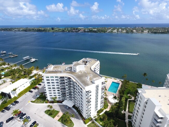 Foto del edificio - 2800 N Flagler Dr