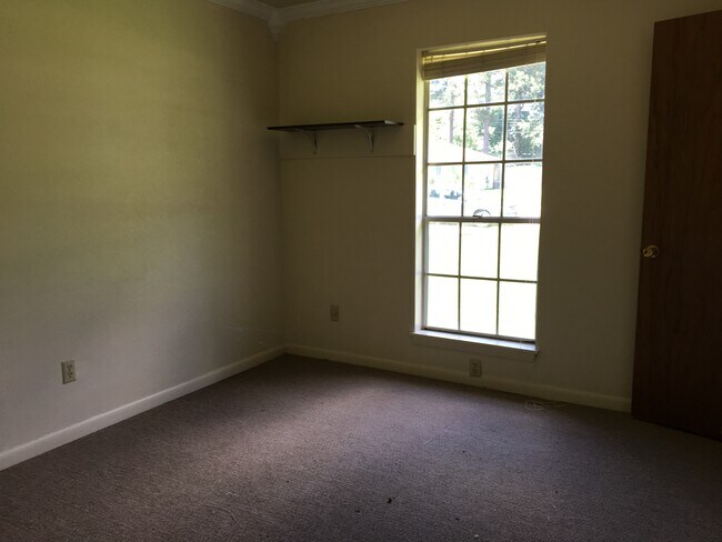 Cama 3 - 5629 Cross Timbers Dr