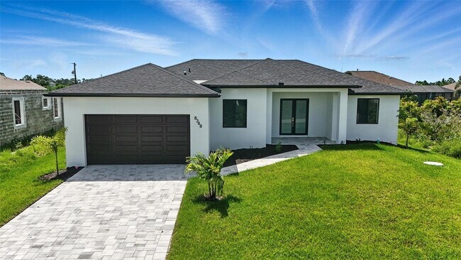 Foto del edificio - 8348 Walden St