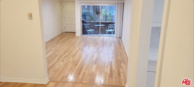 Foto del edificio - 1021 5th St