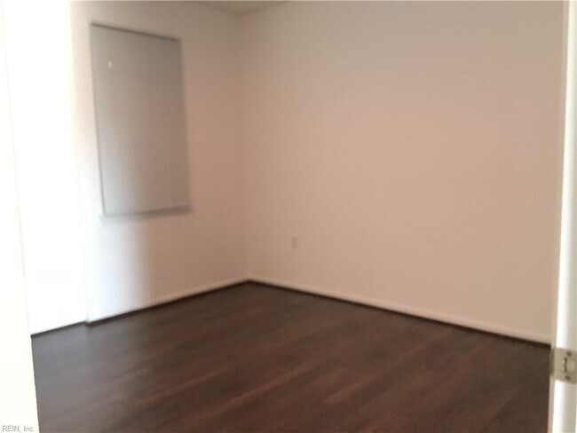 Building Photo - 5317 Warminster Dr