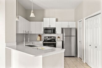 Building Photo - Mirador & Stovall at River City