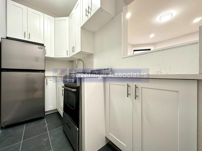 Foto del edificio - 1831 Seventh Ave