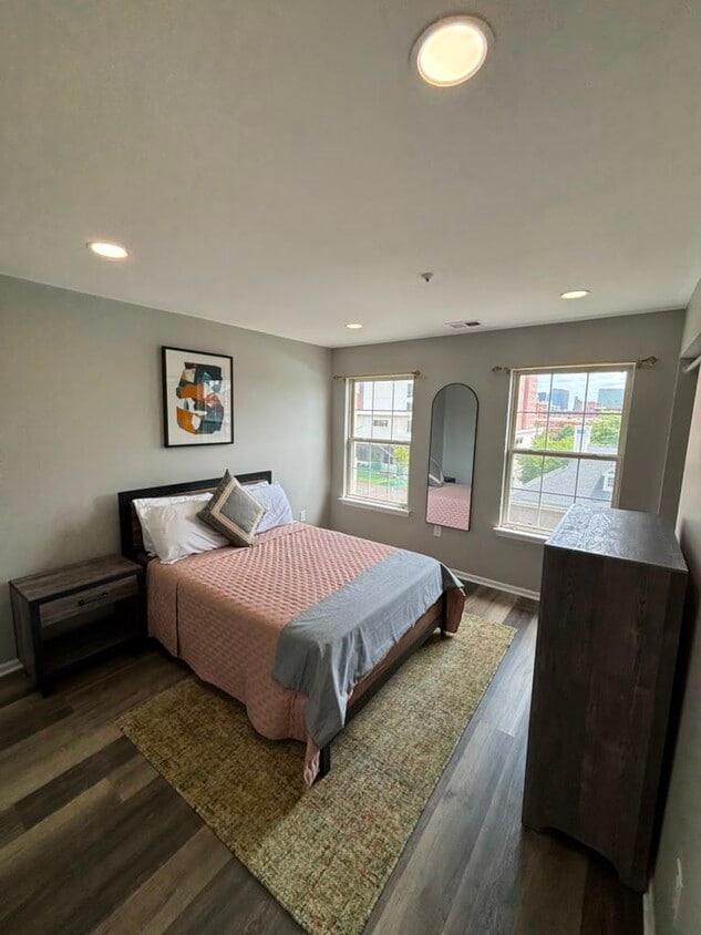 Photo - 75 Cornerstone Ln (Newark, NJ)