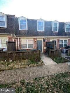 Foto del edificio - 419 Harwood Pl