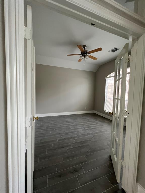 Building Photo - 3306 Wolf Ct