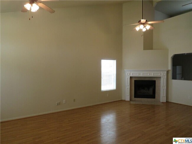 Building Photo - 3607 Starfish Dr