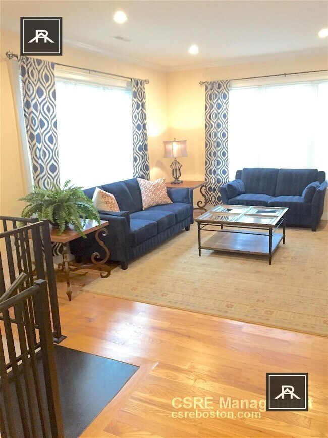 Foto del edificio - 5 bedroom in Brighton MA 02135