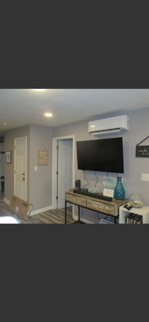 Foto del edificio - Charming 1BR apartment in Norfolk