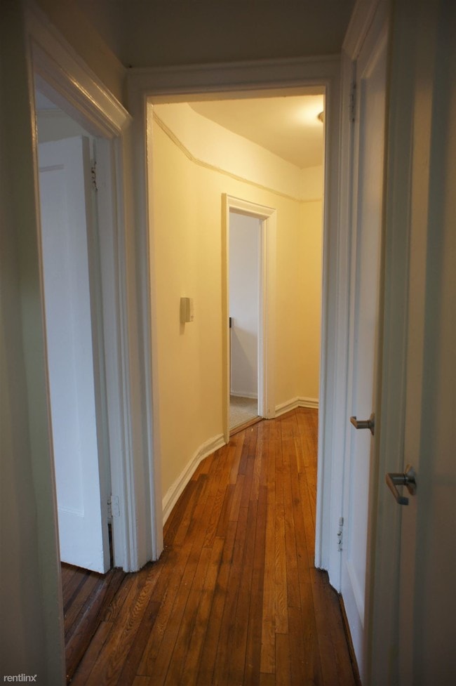 Building Photo - 1 br, 1 bath  - 3881 Sedgwick Ave