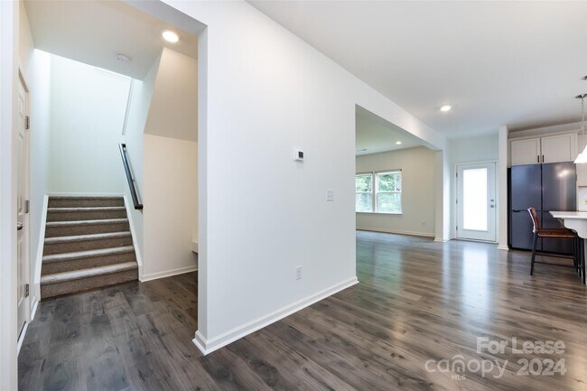 Building Photo - 1268 Scotch Meadows Loop