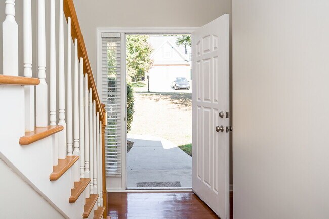 Building Photo - 479 Haven Ridge Dr