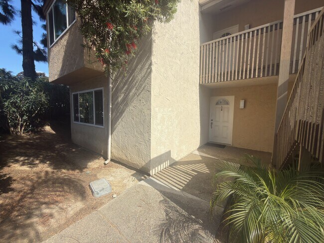 Foto del edificio - 8545 Villa La Jolla Dr