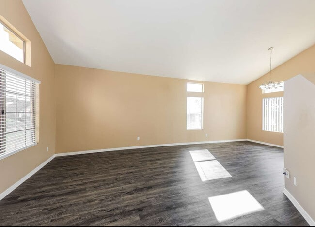 Building Photo - 414 W Ella J Gilmore St