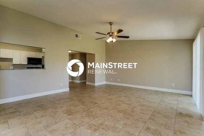 Building Photo - 3 Bedroom Pet-Friendly Home in Cape Coral, FL with Main Street Renewal