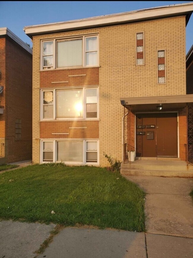 Building Photo - 12537 S Marshfield Ave
