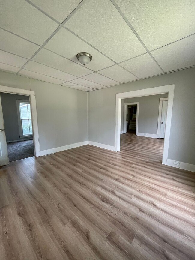 Foto del edificio - 201 S Merchant St. Emporia, KS 66801.