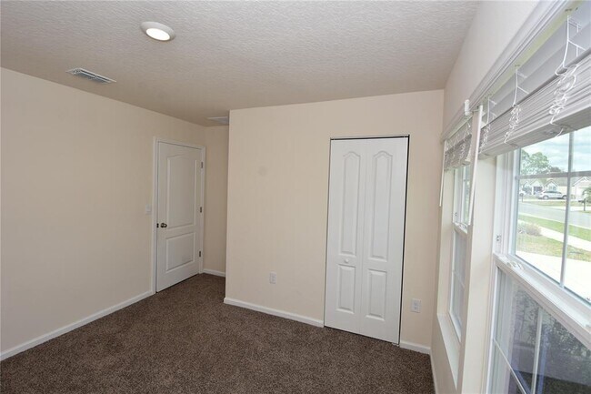 Building Photo - 696 Grand Reserve Dr
