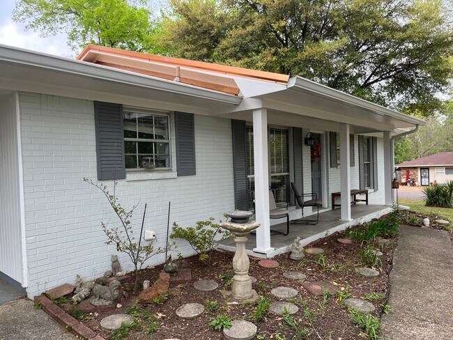 Building Photo - 1710 9th Street, Tuscaloosa, AL 35406