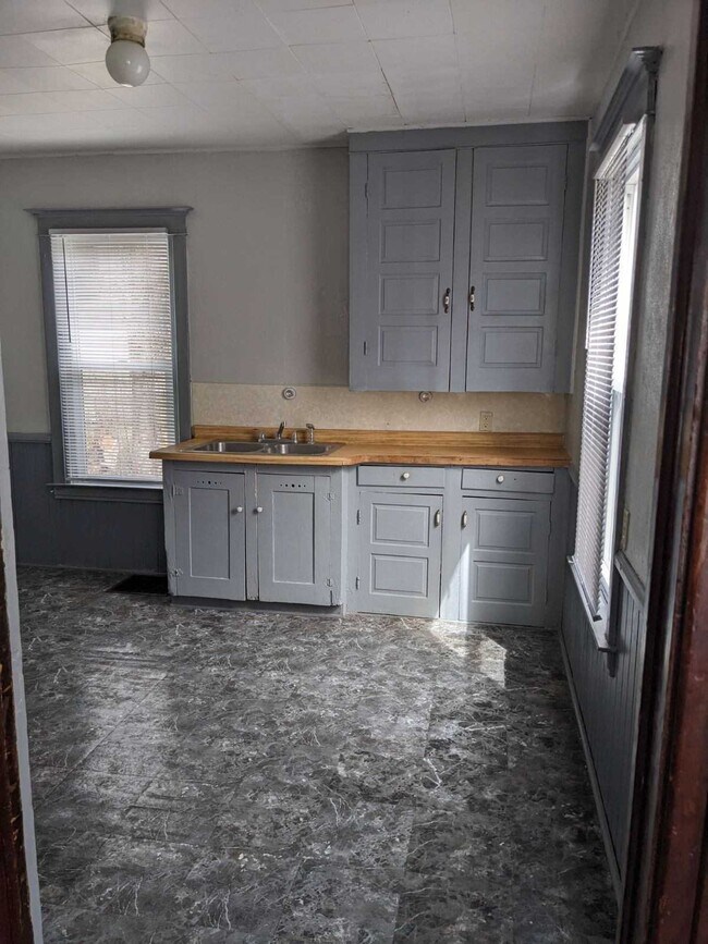 Foto del edificio - 1023 Washington Ave