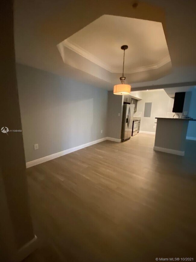 Foto del edificio - 230 SW 117th Terrace