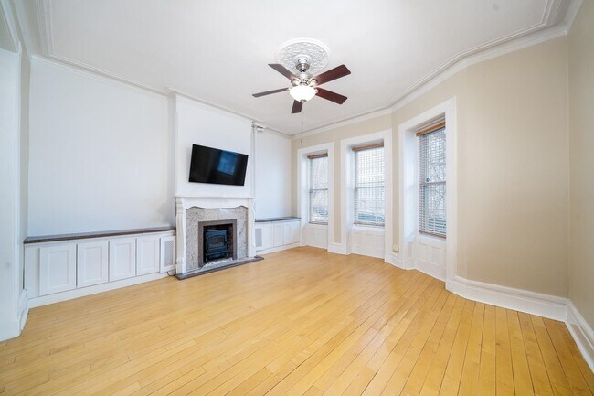 Foto del edificio - 316 Hudson St