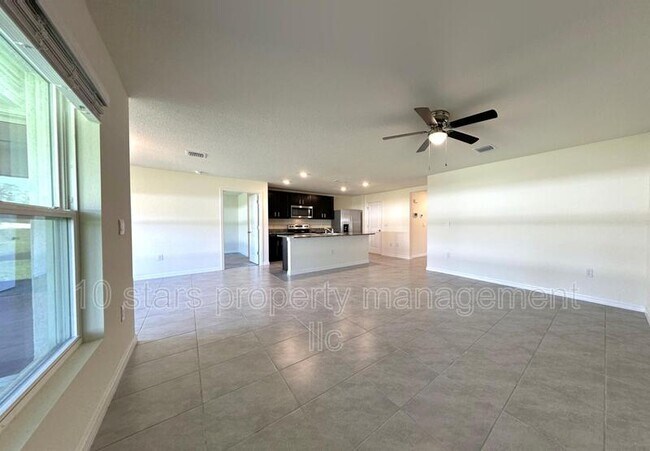 Building Photo - 4073 Autumn Amber Dr