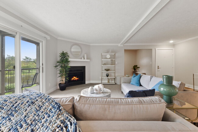 Wood Bruning Fireplace - Lakes of Carmel