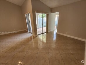 Building Photo - 1562 Springside Dr