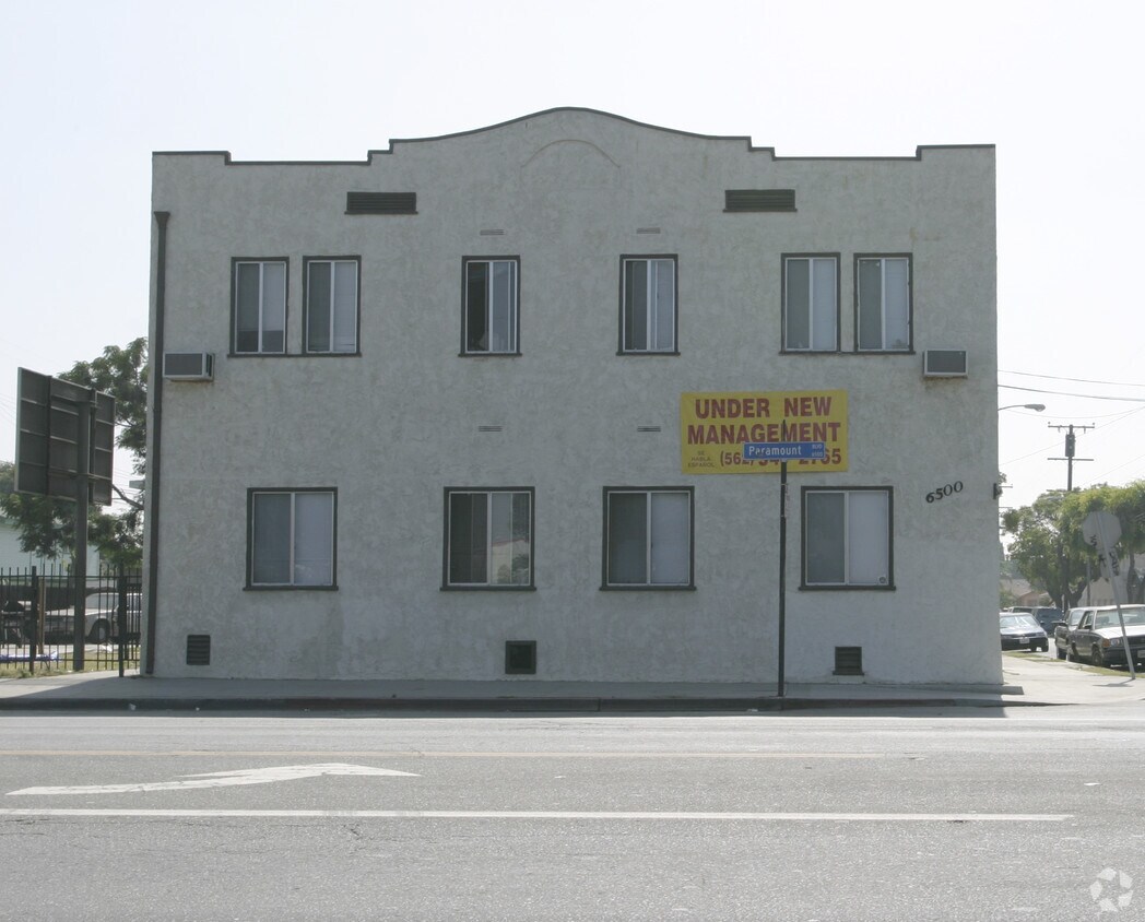 Primary Photo - 6500 N Paramount Blvd
