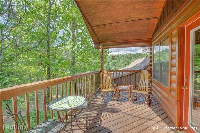 Building Photo - 1512 Bears Den Way
