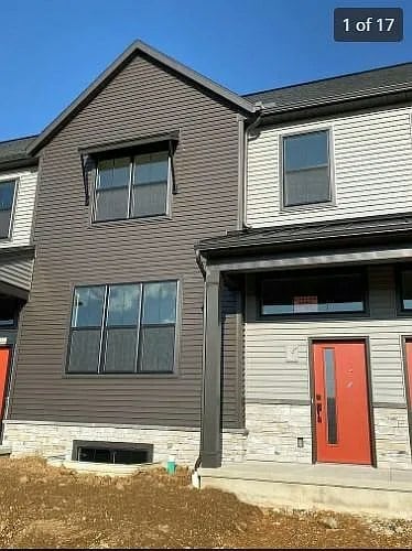 Building Photo - 121 Despina Dr