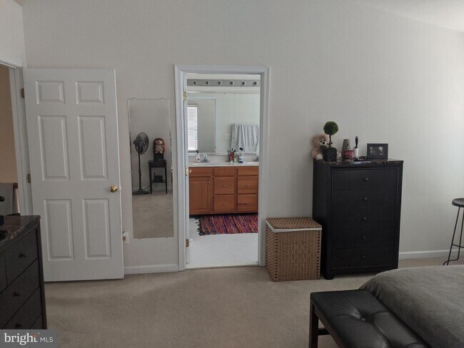 Foto del edificio - 25506 Crossfield Dr