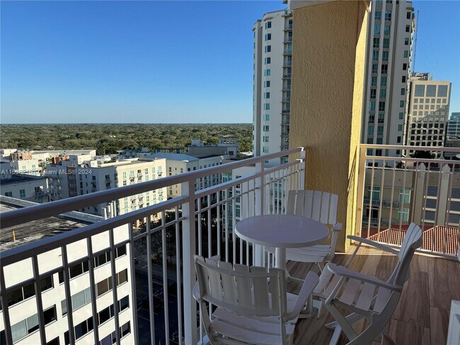 Building Photo - 7350 SW 89th St