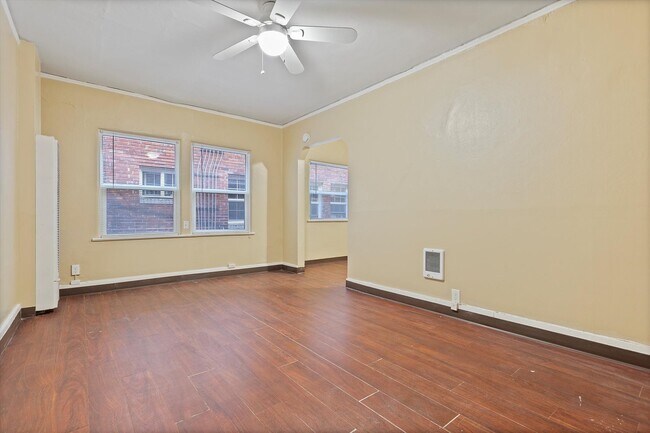 Foto del edificio - Exceptional Value: Charming Portland Studio ($1,100)