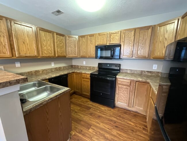 Kitchen - 1925 Levy Dr Apartments
