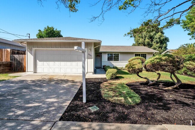 Building Photo - 2331 Panoramic Dr