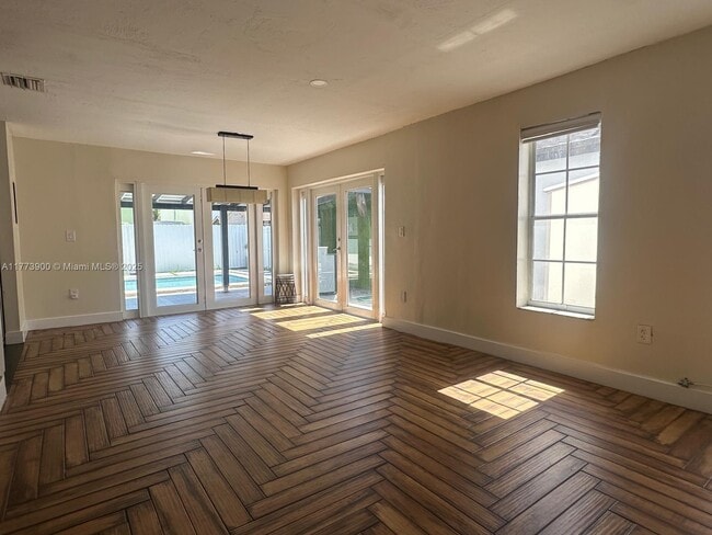 Building Photo - 13926 SW 164th St