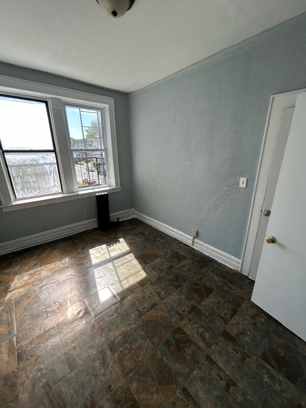 Foto del edificio - 402 Hawthorne Ave