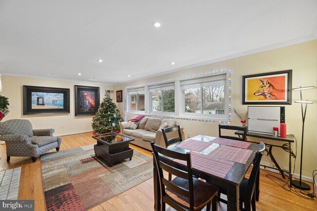 Foto del edificio - 6909 Andover Dr