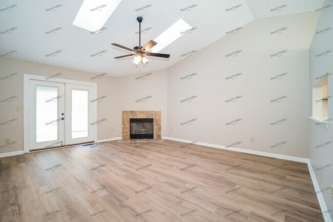 Foto del edificio - 1247 Wexford Green Blvd