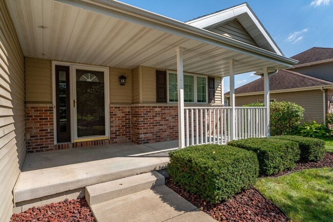 Building Photo - 2770 Sunflower Dr