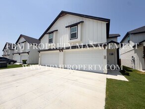 Building Photo - 920 Cooksey Ct