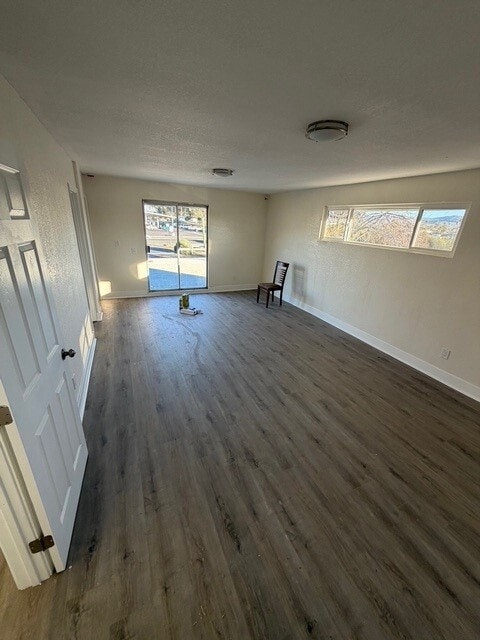 Foto del edificio - 2150 S San Jacinto Ave