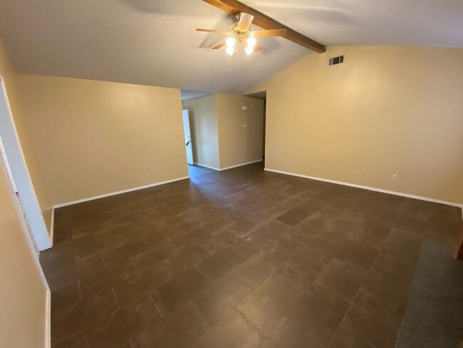 Foto del edificio - 2106 Breckenridge Terrace